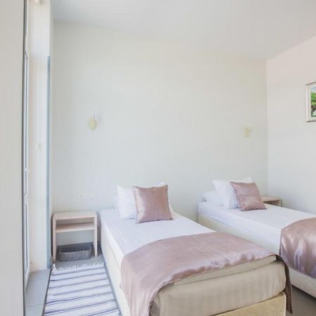 Heliopark Gora Bagrata Hotel Sukhumi Exterior photo