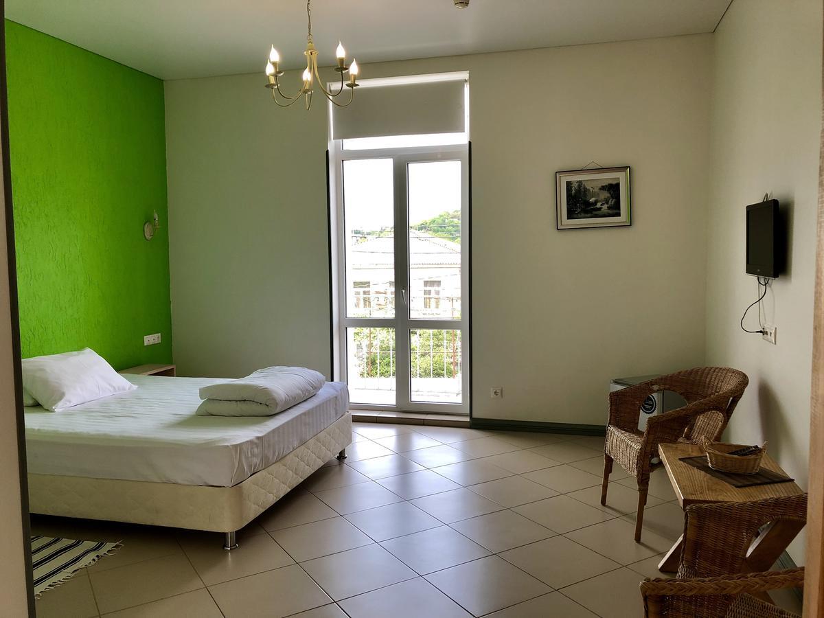 Heliopark Gora Bagrata Hotel Sukhumi Exterior photo